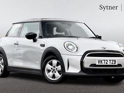 Silver Used 2022 Mini Cooper Classic Hatchback | £17,750 (Good price)