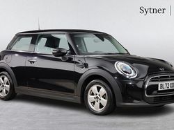 Black Used 2022 Mini Cooper Classic Hatchback | £19,250 (Fair price)