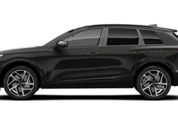 New 2025 Audi Q6 e-tron S-Line SUV | £70,000 (Fair price)