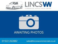 White Used 2020 Nissan Navara Tekna Pickup | £13,794 (Fair price)