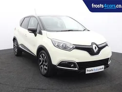 Cream/black Used 2017 Renault Captur Dynamique SUV | £7,495 (Fair price)