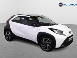 White Used 2025 Toyota Aygo X SUV | £14,199