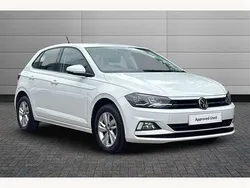 Pure white Used 2019 VW Polo SE Hatchback | £11,695 (Fair price)