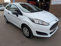 White Used 2015 Ford Fiesta Studio Hatchback | £5,995 (Fair price)