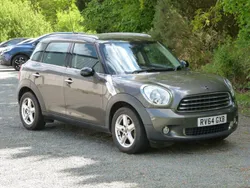 Grey metallic Used 2014 Mini Cooper Countryman SUV | £7,895 (Fair price)
