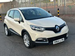 Cream Used 2014 Renault Captur Dynamique SUV | £5,695 (Good price)