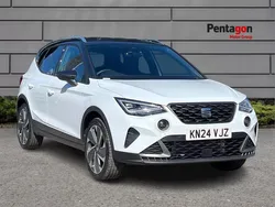White Used 2024 Seat Arona FR Sport SUV | £18,949 (Fair price)