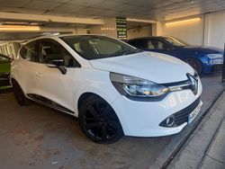 White Used 2015 Renault Clio IV Dynamique Hatchback | £3,590 (Fair price)