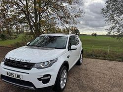 White Used 2015 Land Rover Discovery Sport HSE SUV | £6,991 (Fair price)