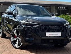 Black Used 2025 Audi Q5 Advanced SUV | £51,980 (Expensive)