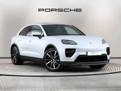 Ice grey metallic New 2025 Porsche Macan SUV | £82,000 (Fair price)