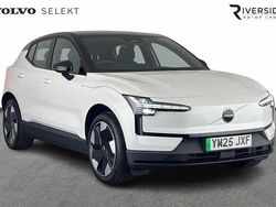 Crystal white Used 2025 Volvo EX30 Plus SUV | £27,750 (Fair price)