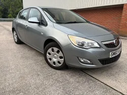 Silver Used 2011 Vauxhall Astra Hatchback | £1,995 (Good price)