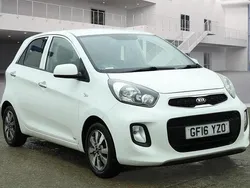 White Used 2016 Kia Picanto 2 Hatchback | £5,000 (Fair price)