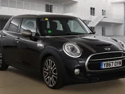 Black Used 2017 Mini Cooper S Chili Hatchback | £10,599 (Fair price)