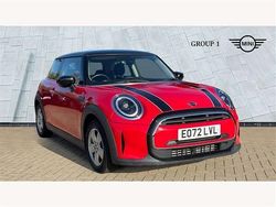 Chili red Used 2022 Mini Cooper Classic Hatchback | £18,250 (Fair price)