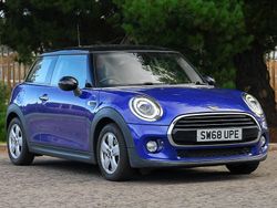 Blue Used 2019 Mini Cooper Classic Hatchback | £12,998 (Good price)