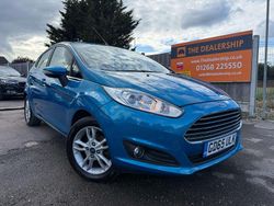Blue Used 2015 Ford Fiesta Zetec Hatchback | £5,190 (Fair price)