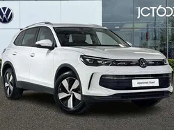 White Used 2025 VW Tiguan Match SUV | £31,747 (Fair price)