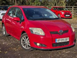 Red Used 2009 Toyota Auris Hatchback | £1,190