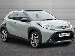Tarragon with black Used 2024 Toyota Aygo X SUV | £19,150