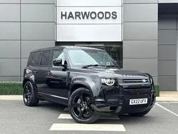 Black Used 2022 Land Rover Defender Dynamic SUV | £55,998 (Fair price)