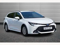 White Used 2023 Toyota Corolla | £23,700 (Fair price)