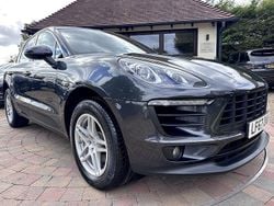 Grey Used 2017 Porsche Macan SUV | £23,977 (Super price)
