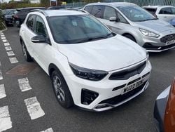 White Used 2022 Kia Stonic GT-Line SUV | £11,995 (Good price)