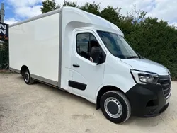 White Used 2023 Renault Master Business Van | £23,950 (Expensive)