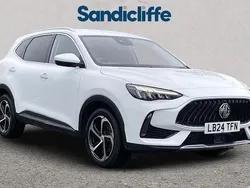 Solid arctic white Used 2023 MG HS Trophy SUV | £15,835 (Fair price)