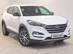 White Used 2018 Hyundai Tucson GO! SUV | £12,998 (A bit pricey)
