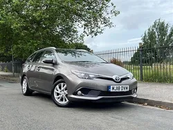 Bronze Used 2018 Toyota Auris Estate | £10,295 (Fair price)