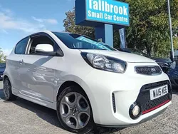 White Used 2016 Kia Picanto 2 Hatchback | £5,495 (Fair price)
