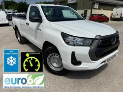 White Used 2021 Toyota HiLux Plus Pickup | £21,445 (Fair price)