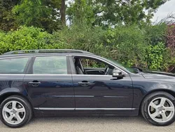 Black Used 2011 Volvo V70 SE Estate | £4,995 (Fair price)