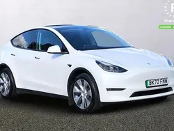 White Used 2022 Tesla Model Y Long Range AWD SUV | £25,999 (Fair price)
