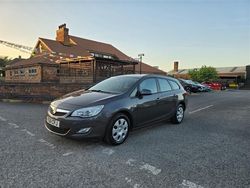 Grey Used 2011 Vauxhall Astra Estate | £3,390 (Fair price)