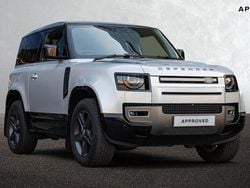 Used 2023 Land Rover Defender SE Dynamic SUV | £46,122 (Super price)