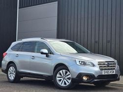 Silver Used 2015 Subaru Outback SUV | £9,990 (Fair price)