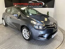 Grey Used 2018 Renault Clio IV Dynamique Hatchback | £7,950 (Fair price)