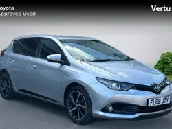 Silver Used 2018 Toyota Auris Hybrid Design Hatchback | £14,361 (Fair price)