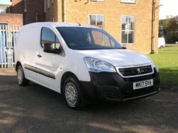 White Used 2017 Peugeot Partner Van | £3,995 (Good price)