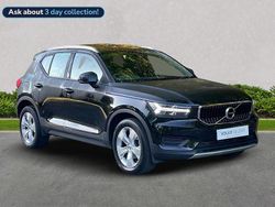 Black Used 2020 Volvo XC40 Momentum SUV | £20,232 (Fair price)