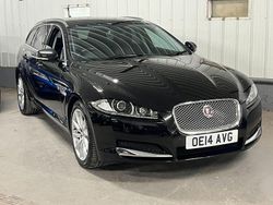 Black Used 2014 Jaguar XF Sportbrake Premium Luxury Estate | £6,388 (Fair price)