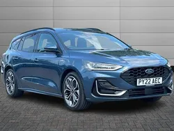 Chrome blue Used 2022 Ford Focus ST-Line Estate | £16,995 (Fair price)