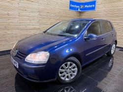 Blue Used 2005 VW Golf IV SE Hatchback | £2,190 (Expensive)