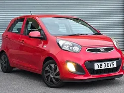 Red Used 2013 Kia Picanto 2 Hatchback | £2,950 (Fair price)