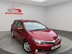 Red Used 2017 Toyota Auris Hatchback | £7,995 (Fair price)