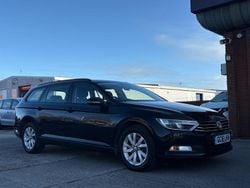 Deep black pearl Used 2016 VW Passat S Estate | £9,375 (Super price)